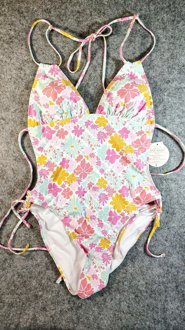 BluC Swimsuit Tahiti Floral Boho NWT Size M